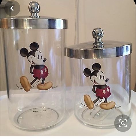 Mickey Mouse Bathroom Decor, Mickey Mouse Stuff, Cozinha Do Mickey Mouse, Mickey Bathroom, Mickey Mouse Bathroom, Disney House Ideas, Mickey Mouse Room, Mickey Mouse Crafts, Mickey Mouse House