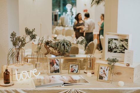 Displaying Engagement Photos At Wedding, Wedding Table With Photos Of Couple, Welcome Table With Pictures, Wedding Photo Reception Display, Wedding Photo Display Table, Guest Of Honor Table Decor, Wedding Welcome Table Decorations, Wedding Registration Table Decoration, Wedding Photo Table Ideas