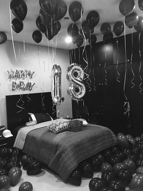 Decorated Hotel Room For Birthday Men, Black Birthday Room Decor, How To Decorate Room For Boyfriend Bday, Bed Birthday Decorations For Him, Room Decoration Birthday For Him, Decorate His Room For Birthday, Pictures On Balloon Strings, Black Hotel Room Birthday Decorations, Birthday For Boyfriend Decorations