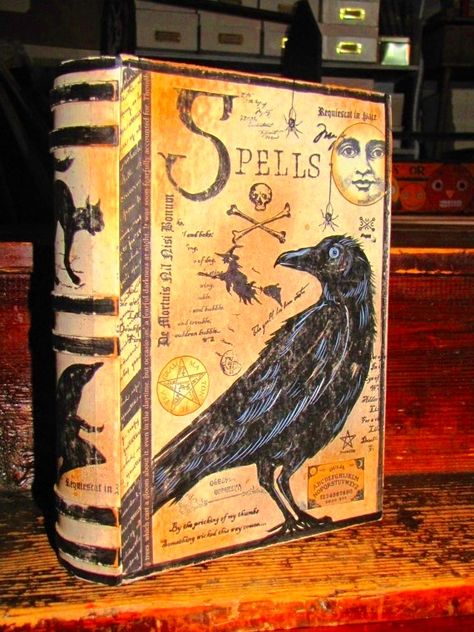 crows and spells Paper Mache Halloween, Halloween Spell Book, Vintage Paper Mache, Crows Ravens, Halloween Books, Painted Books, Spell Book, Crows, Ravens