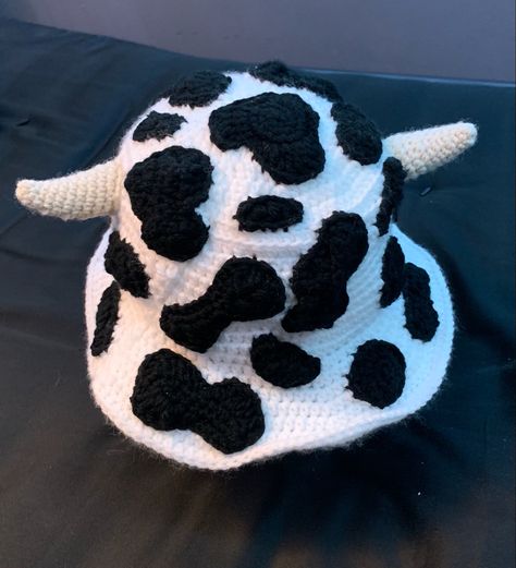 Crochet Cow Bucket Hat, Cow Bucket Hat, Easy Crochet Hat Patterns, Cow Hat, Cow Stuff, Hat Aesthetic, Easy Crochet Hat, Crochet Mushroom, Crochet Hat Free