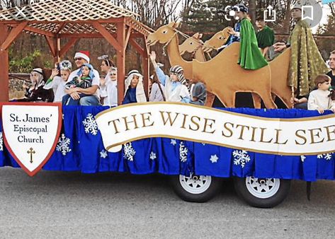 Christmas Village Parade Float, Small Christmas Parade Float Ideas, Nativity Parade Float Ideas, Christmas Parade Floats Church, Christian Christmas Float Ideas, Church Float Ideas For Parade, Church Christmas Parade Float Ideas Diy, Church Christmas Float Ideas, Christmas Trailer Float Ideas