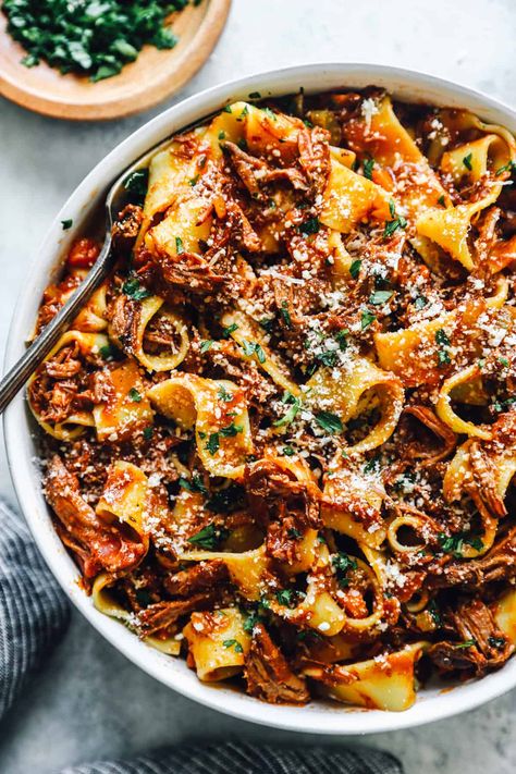 Beef Ragu Slow Cooker, Slow Cooker Beef Ragu, Meaty Appetizers, Beef Ragu Recipe, Beef Ragu, Ragu Recipe, The Cookie Rookie, Cookie Rookie, Beef Cheeks