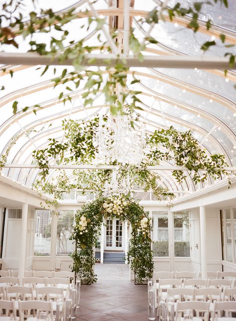 Elegant Glass Conseratory Ceremony in Houston | Darryl & Co. | Mona Moore Events | Archetype Photography https://www.theknot.com/marketplace/archetype-photography-galveston-tx-563650 Midsummer Nights Dream Wedding, Wedding Ceremony Ideas, London Wedding Venues, Wedding Venue Houston, Wedding Venues Uk, Cheap Wedding Venues, Garden Weddings Ceremony, Greenhouse Wedding, Houston Wedding Photographer