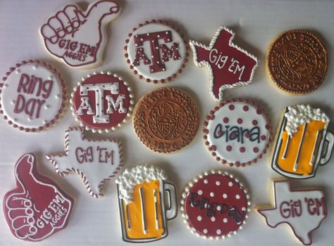 Aggie Cookies, Aggie Party, Aggie Ring Dunk Pitcher, Ring Dunk Pitcher, Aggie Ring Dunk, College Cookies, Aggie Ring Day, Ring Dunk, Cake Peanut Butter