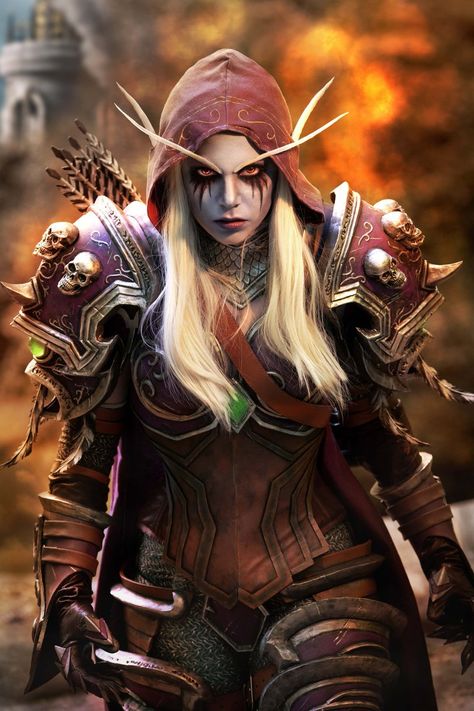 Lady Sylvanas, Banshee Queen, Goddess Halloween Costume, Goddess Halloween, Sylvanas Windrunner, Funny Cosplay, Warcraft Art, Night Elf, Celtic Tattoos