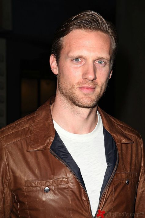 Teddy Sears,did you know I used to date someone who looked just like you? Richard Patrick, Teddy Sears, House Dr, Horror Story, Hot Actors, Hollywood Actor, Hollywood Celebrities, American Horror, Horror Stories