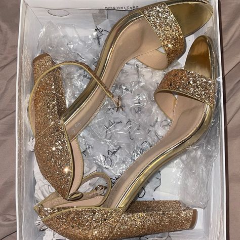 Women Heels Gold Glitter Brand New Heels Gold Glitter, Wedding Shoes Bride Gold, Gold Sparkly Heels Prom, Gold Prom Shoes Heels, Sweet Sixteen Shoes, Gold Thick Heels, Quince Heels Gold, Golden Quinceanera Theme, Gold Quince Shoes