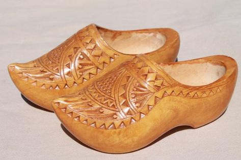 vintage wooden shoes, dutch klompen wood clogs w/ hand carved chip carving Wooden Clogs Dutch, 300 Drawing Prompts, Dutch Wooden Shoes, Dutch Clogs, Wood Clogs, Carpentry Skills, Chip Carving, Wooden Clogs, Waves Tattoo