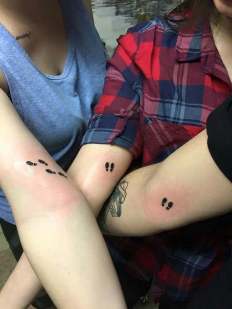 Harry Potter tattoo #hp #Harrypotter #tattoo #friends #grouptattoo Harry Potter Friend Tattoos, Matching Harry Potter Tattoos, Tattoo Friends, Group Tattoos, Partner Tattoos, Hp Tattoo, Harry Potter Friends, Potter Tattoo, Harry Potter Tattoos