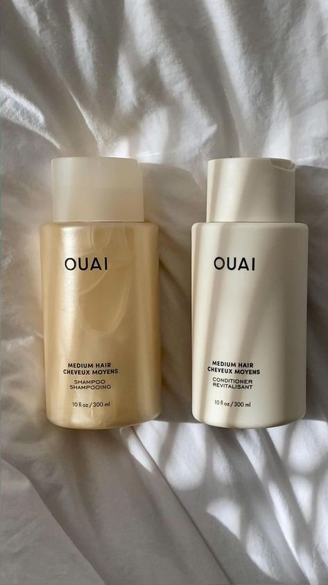 Ouai Hair Products, Ouai Shampoo, Gold Skin Care, Life Cleanse, Aesthetic Product Photography, Sulfate Free Shampoo And Conditioner, Haircare Aesthetic, Haircare Packaging, Minimalistic Makeup