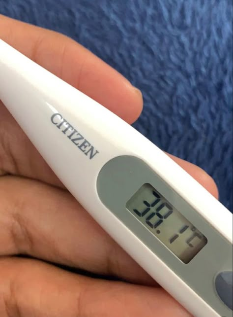 High Temperature Thermometer Fake Story, Termometer Suhu Demam Story, Thermometer Fever Pictures Snapchat, Suhu Demam, White Background Plain, Alcoholic Snapchat, Black Women Celebrities, Preschool Christmas Crafts, Bff Photoshoot Poses