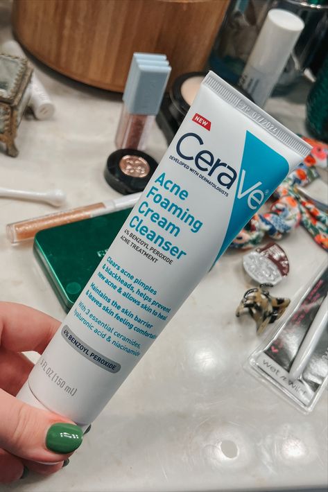 Affordable Acne Wash for Sensitive Skin - CeraVe Acne Foaming Cream Cleanser Cerave Cleanser, Cerave Skincare, Acne Cleansers, Beauty Routine Tips, Clear Acne, Cream Cleanser, Skin Care Solutions, Clean Makeup, Moisturizing Lotions