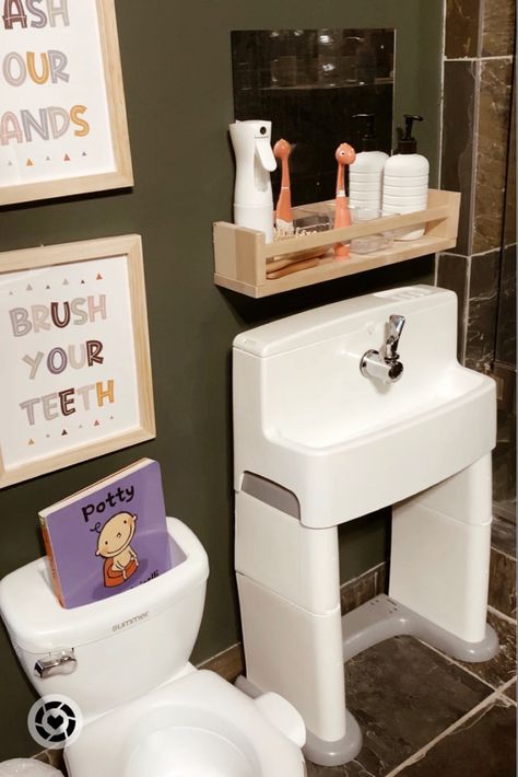 Montessori toddler bathroom set up at home toddler sink toddler potty training toilet Potty Training Set Up, Toddler Bathroom Station, Toddler Potty Station, Toddler Get Ready Station, Toddler Bathroom Ideas, Montessori Potty Training, Montessori Bathroom, Montessori Living, Babysitting Aesthetic