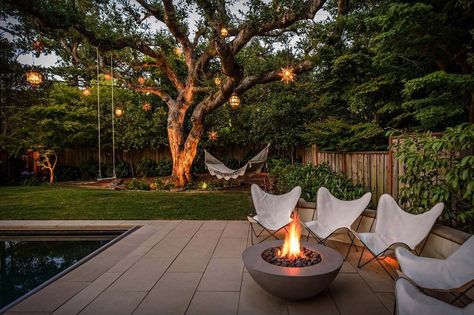 How To Tastefully Integrate Hammocks In Interiors, Exteriors And Everywhere In Between Small Patio Garden, Backyard Pergola, Backyard Lighting, Backyard Fire, Backyard Garden Design, Beautiful Backyards, Backyard Makeover, Patio Lighting, Outdoor Fire