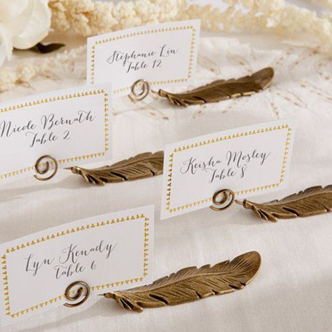 Feather Place Card Holders Vintage Theme Wedding, Silver Wedding Favors, Wedding Place Card Holders, Gold Wedding Centerpieces, Summer Wedding Favors, Table Wedding Decorations, Theme Wedding Ideas, Vintage Wedding Favors, Feather Cards