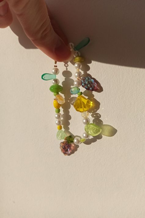 Handmade glass bracelet with pearls #bracelet #accessories #fairycore #goblincore #cottagecore Goblincore Bracelet, Accessories Fairycore, Lake Fairy, Fairy Bracelet, Fairy Bracelets, Bracelet With Pearls, Pearls Bracelet, Goblin Core, Bracelet Accessories