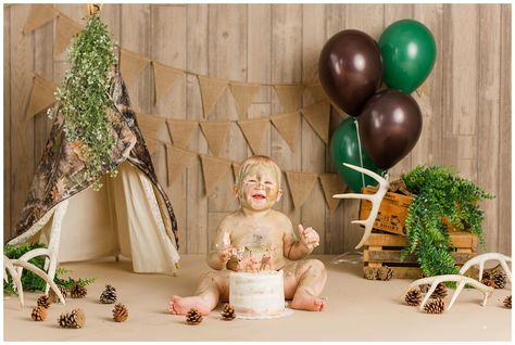 Hunting Themed Photoshoot, Hunting Cake Smash Photography, Hunting Cake Smash, One Deer Ful Birthday Cake, Hunting First Birthday Pictures, The Big One Deer Birthday Cake, Hunting One Year Old Birthday, Hunting Smash Cake, Deer Smash Cake