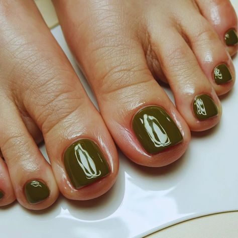 13 Fall Toenail Colors That Will Make Your Feet Fall-Ready - Sage Green Pedicure, Fall Toenail Colors, Green Pedicure, Toenail Colors, Toe Nail Polish, Shades Of Yellow Color, Red Toenails, Red Maple Tree, Blue Shades Colors