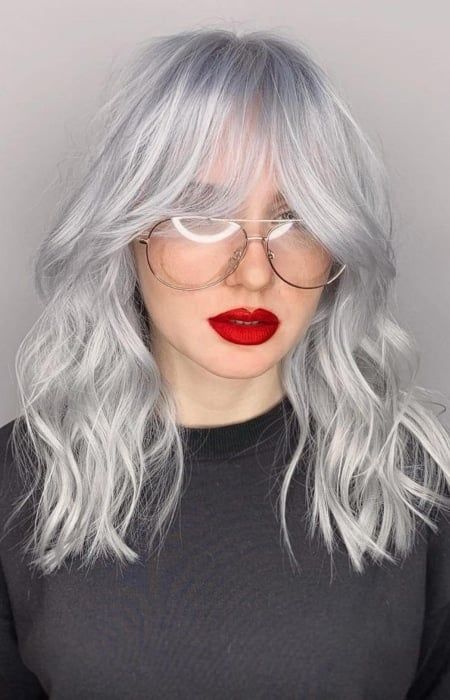 Best Curtain Bangs, Face Framing Hair, Silver Blonde Hair, Face Framing Bangs, Silver Grey Hair, Hair Jewels, Silver Blonde, Top Hairstyles, Grey Hair Color