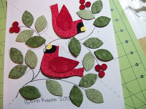 Christmas Applique Patterns Free, Cardinal Quilt Block Pattern, Applique Work Ideas, Applique Quilt Patterns Free, Bird Applique, Quilting Board, Bird Quilt, Applique Quilt, Applique Quilting