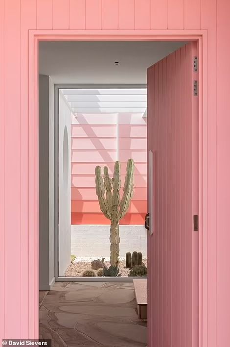 Why everyone is talking about this old beach shack in quiet coastal town: 'Truly magnificent' | Daily Mail Online Pink Beach House, Vaporwave Sunset, House Styling Interior, Australian Beach, Front Deck, Red Brick House, Surf House, Beach Shack, Pink Beach