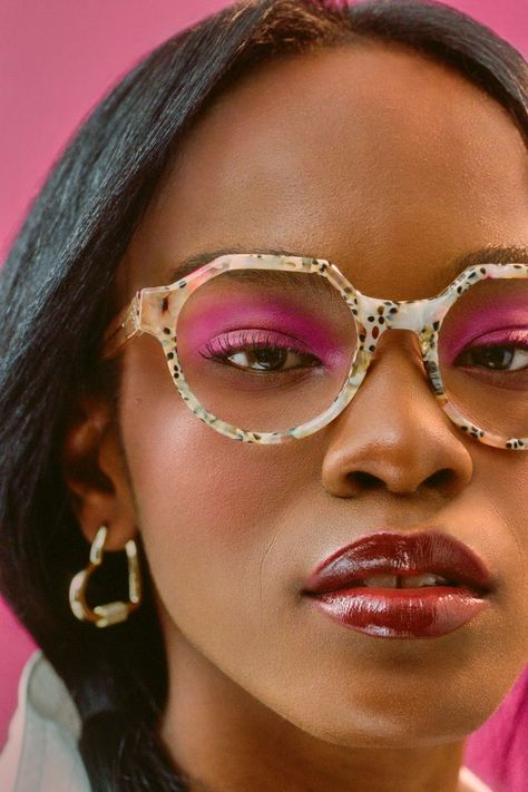 The Best Glasses and Eyewear Trends For 2023 (and Bold Makeup Looks to Match) Stylish Glasses For Women, Under Eye Makeup, Glasses Trends, Bold Makeup Looks, Face Piercings, Glasses Makeup, Eyewear Trends, Armani Women, Fashion Eye Glasses