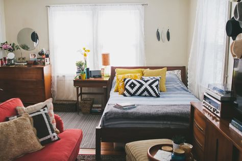 House Tour: A Tiny "Bohemian Vintage" Style Studio Apartment | Apartment Therapy Studio Apartments Layout, Very Small Studio Apartment Ideas, Micro Studio Apartment, Apartments Layout, Tiny Studio Apartments Layout, Micro Studio, Small Studio Apartment Ideas, Tiny Studio Apartments, Studio Apartment Living