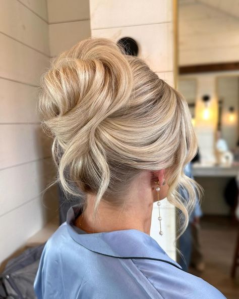 Instagram Bridesmaid Hairstyles Updo Blonde, Buns For Bridesmaids, Dance Proof Wedding Hair, Brown Hair Updo Wedding Bridesmaid, Bridesmaid Hairstyles Spaghetti Strap, Romantic Textured Updo, Low Updo Wedding Hair Front View, Dramatic Side Part Hair, Beachy Wedding Hair Updo