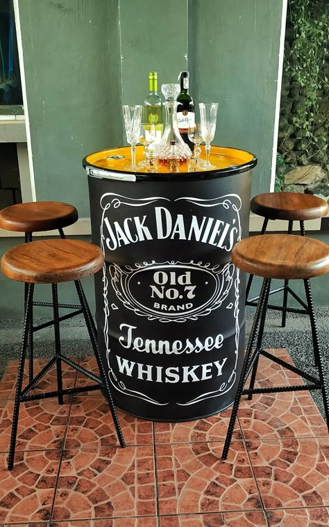 Cheap Bar Ideas, Bar Vintage Decoracion, Aesthetic Rooms Ideas, Barrel Bar Table, Drum Decoration, Kursi Ban, Sport Bar Design, Decor Room Ideas, Bar Industrial