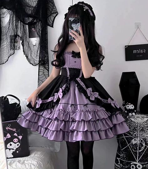 (20+) Facebook Purple Dress Gothic, Purple Lolíta Dress, Gothic Purple Outfit, Pastel Goth Dresses, Cute Purple Outfits, Kuromi Dress, Black And Purple Dress, Purple Dress Outfits, Pastel Goth Dress