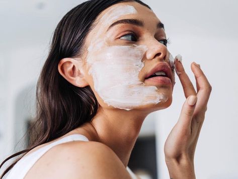 15 of the best selling face masks at major beauty and skincare stores like Ulta and Sephora – and why people love them Best Moisturizing Face Mask, Moisturizing Face Mask, Acne Face Mask, Clear Glowing Skin, Face Acne, Mascara Facial, Best Face Mask, Acai Berry, Facial Mask