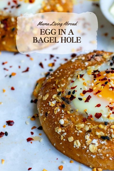 Egg Bagel Recipe, Oven Baked Eggs, Eggs In Oven, Egg Bagel, Egg In A Hole, Everything Bagel Seasoning, Over Easy Eggs, Breakfast Bagel, Bagel Seasoning