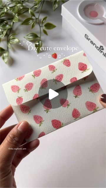 𝑨𝒌𝒔𝒉𝒊𝒕𝒂 𝒎𝒊𝒔𝒉𝒓𝒂🎐 on Instagram: "diy envelope ideas🍓  y’ll loved it sm🧸🤭  @grandinkofficial  brush rinser @brustro_official sheet watercolour’  @stationerie brushes all from @artikate.official  #diy #diyenvelope #valentines #valentine #love #bow #couqette #aesthetic # a e s t he t i c #giftideas #giftideas #giftwrapping #envelopes #watercolor #watercolourpainting" How To Make An Envelope Aesthetic, Envelope Diy Aesthetic, Cute Envolpes Diy, How To Make Aesthetic Envolpes, Aesthetic Envelope Design, Envelope From Heart, Valentine’s Day Envelope Ideas, Aesthetic Envelope, How To Make Letters