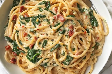 Spaghetti & Spinach with Sun-Dried Tomato Cream Sauce Spaghetti Spinach, Rice Meals, Spaghetti With Spinach, Pasta Substitute, Sun Dried Tomato Sauce, Cream Sauce Pasta, Tomato Cream Sauce, Butter Cookie Recipe, Whole Wheat Spaghetti