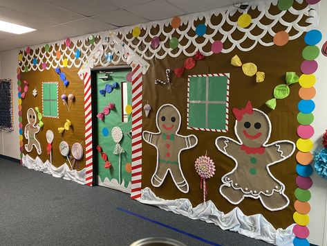 Candyland Themed Classroom Door, Gingerbread Christmas Classroom Door Decor, Ginger Bread House Decorations Classroom, Door Decorations Classroom Christmas Fun, Ginger Bread Hallway Decorations, Easy Work Christmas Decorations, Gingerbread House Decorations Life Size Classroom, Hallway Gingerbread House, Class Christmas Decoration Ideas