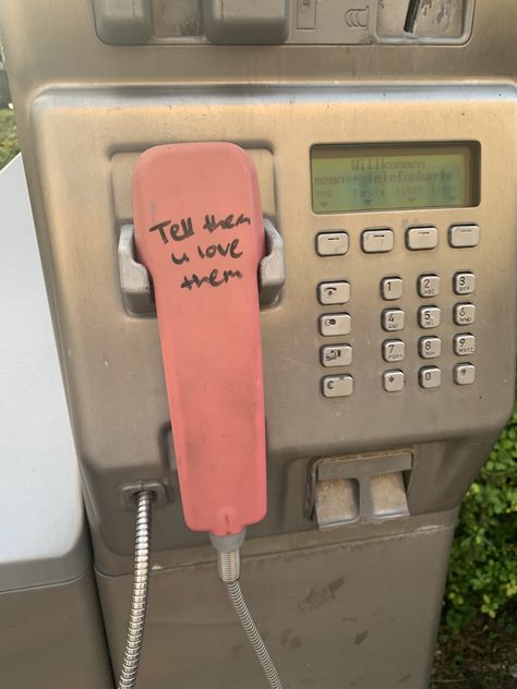 Talking On The Phone Aesthetic, Phone Calls, Landline Phone Aesthetic, 80s Phone Aesthetic, 80s Phone, Beauty Without Makeup, Cup Phones, Western Bedroom Decor, Building Aesthetic