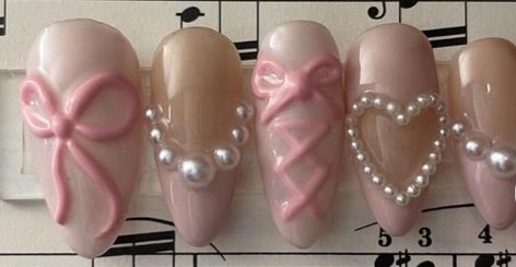 Almond Acrylic Nails Designs Classy, Vintage Pink Nails, Beads On Nails, Princesscore Nails, Babydoll Nails, Decoden Nails, 3d Bow Nails, Sculpting Gel Nails, Nude Color Nail Art