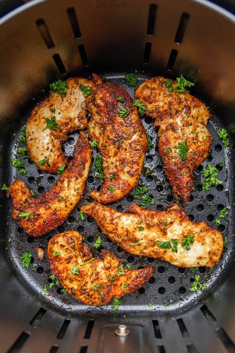 Naked Chicken Tenders, Easy Chicken Tenders, Grilled Chicken Tenders, Stay At Home Chef, Air Fryer Chicken Tenders, Chicken Tender Recipes, Air Fryer Dinner Recipes, Air Fryer Recipes Easy, Air Fryer Recipes Healthy