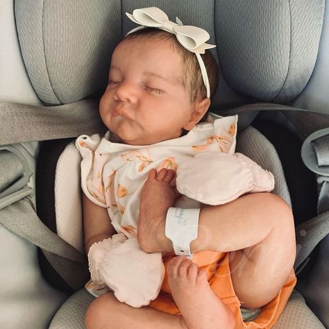 New Barbie Dolls, Real Life Baby Dolls, Silicone Reborn Babies, Lifelike Dolls, Reborn Baby Girl, Newborn Baby Dolls, Reborn Baby Doll, Reborn Toddler