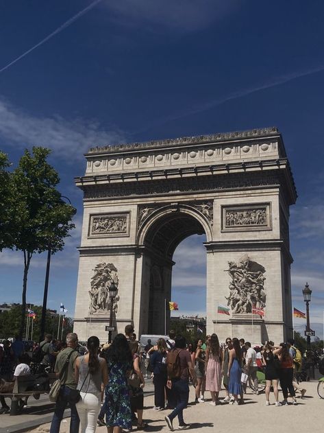 aesthetic, landmark, monument, paris, summer, trip Famous Landmarks Aesthetic, Landmarks Aesthetic, World Pic, Landmarks Art, Paris Summer, Summer Trip, Famous Landmarks, Aesthetic Travel, Cologne Cathedral