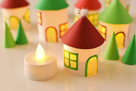 This paper roll Christmas village is SO CUTE and it's really easy to make! Add a few battery operated tea lights and you can create a magical glowing village. This is such a cute Christmas decoration and a super fun Christmas craft to make with the kids. Paper Roll Christmas, One Little Project, Tea Light Snowman, Christmas Toilet Paper, Cute Christmas Decorations, Diy Christmas Village, Christmas Crafts To Make, Fun Christmas Crafts, Light Crafts