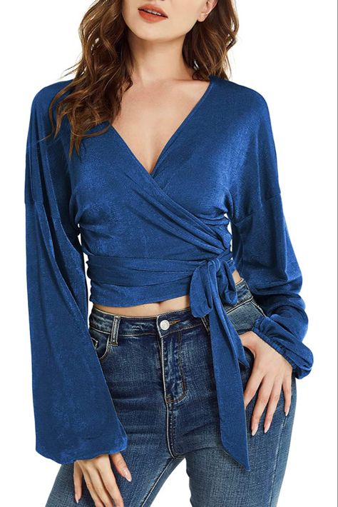 Blue Blouse Designs, Top Azul, Royal Blue Top, Royal Blue Blouse, Bell Sleeve Blouse, Blue V, Tie Knots, Crop Blouse, Fashion Lookbook