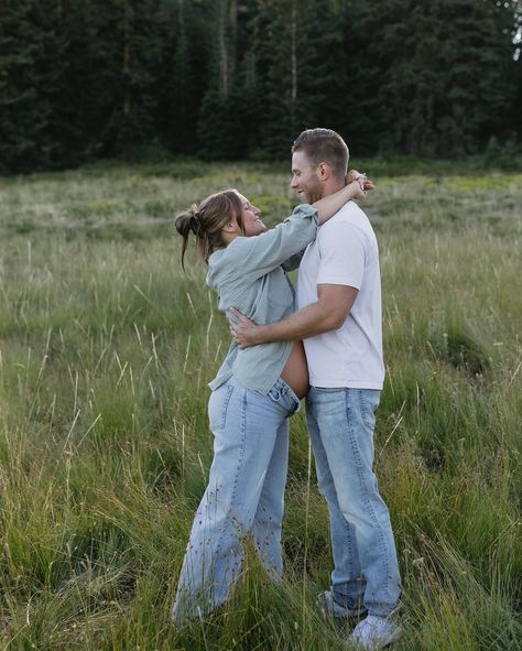 maternity photos up in the mountains 🤍 Maternity Pictures With Husband, Pictures With Husband, Family Poses, Maternity Pics, Maternity Shoot, Maternity Photos, Pregnancy Shoot, Maternity Session, Maternity Pictures