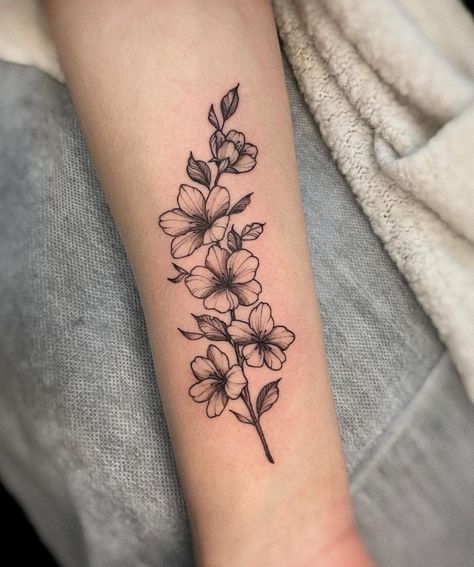 Tattoo Fixes, Small Rib Tattoos, Pretty Flower Tattoos, Sakura Tattoo, Rib Tattoos For Women, Flame Tattoos, Quality Tattoo, Beautiful Flower Tattoos, Flower Tattoo Shoulder