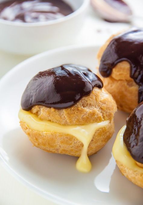 Boston Cream Puffs Creme Puff Recipe, Creme Puff, Baker By Nature, Cream Puff Recipe, Boston Cream Pie, Puff Recipe, Homemade Pastries, Boston Cream, Pastry Shells