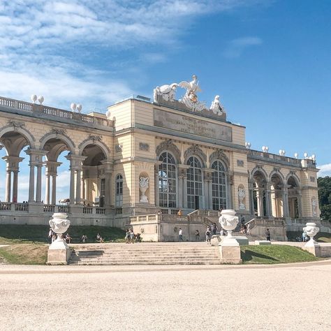 Can you believe this was once a hunting lodge?!🤯 📍Schönbrunn Palace, Vienna, Austria This eventual palace was built for the Habsburg monarchs of Austria as a hunting lodge. In the 18th century, Empress Maria Theresa expanded and renovated it into a summer residence. It is now a museum visited by thousands, flaunting stunning architecture and rich, expansive gardens ✨Save this post for your future trip to Schönbrunn Palace! 🚕Outside the city center: You’ll need to grab an Uber, taxi, or pu... Palace Outside, Schonbrunn Palace, Uber Taxi, Schönbrunn Palace, Stunning Architecture, Maria Theresa, Palace Garden, Hunting Lodge, Vienna Austria