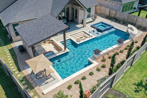 Inground Geometric Pool Photos and Examples Pool Design Plans, Geometric Pools, Cairo Festival, Pool Rooftop, Jacuzzi Pool, Landscape Backyard, Geometric Pool, Living Pool, Dream Backyard Pool