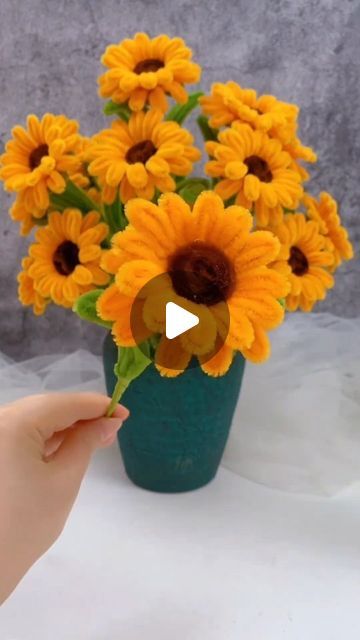 Art Tiktok on Instagram: "Using a twist stick, you can create any flower you want with your own hands!

#CreativeKids #KidsCrafts #CraftingWithKids #DIYKids #ChildrensArt #ArtForKids #KidsActivities #HandmadeWithLove #FunWithKids #ArtsAndCrafts #ToddlerActivities #CraftIdeas #KidsArtProjects #FamilyCrafts #CraftyKids" Crafty Kids, Family Crafts, Childrens Art, Kids Art Projects, Creative Kids, Toddler Activities, Diy For Kids, Art For Kids, Activities For Kids