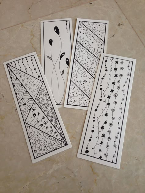 Zentangle - Bookmarks @ Amal Zarour Bookmark Doodle Ideas, Doodles Bookmarks, Zentangle Bookmarks Ideas, Bookmarks Zentangle, Bookmark Doodles, Doodle Bookmark, Doodle Bookmarks, Zentangle Bookmarks, Pattern Bookmark